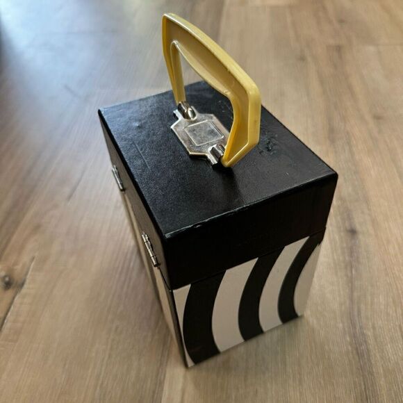 The Aeroplane Flies High by The Smashing Pumpkins 5 CD Box Set 1996 Vintage - Picture 4 of 7